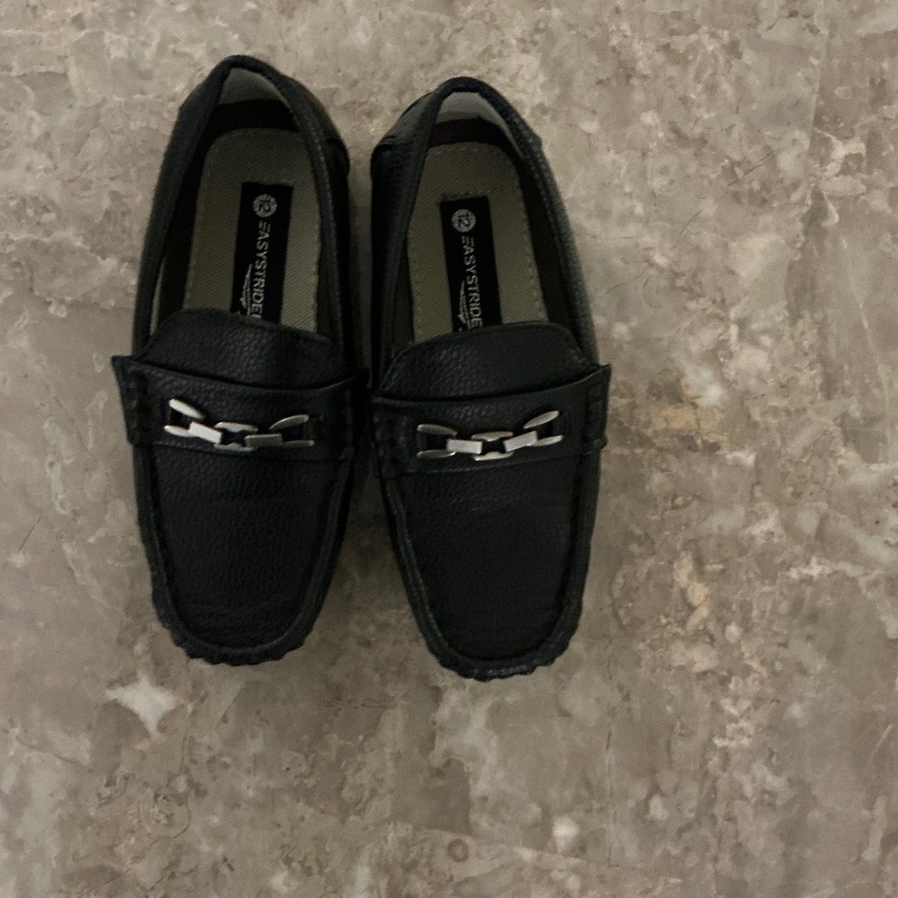 Easystrider Black Boys Loafer size 12